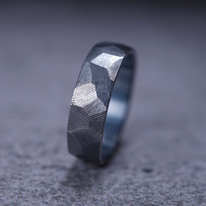 Karesansui Ring — Quiet balance