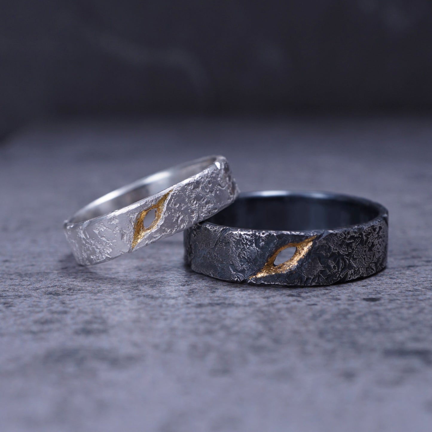 Silent Gaze Couple Rings — Fully Known