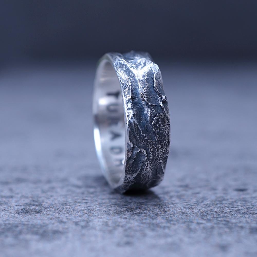 Eternal Flow Ring — Ever Flowing