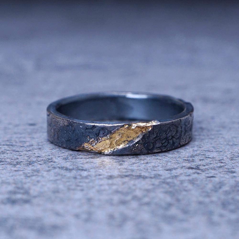 Kintsugi Ring — Beauty in Mending