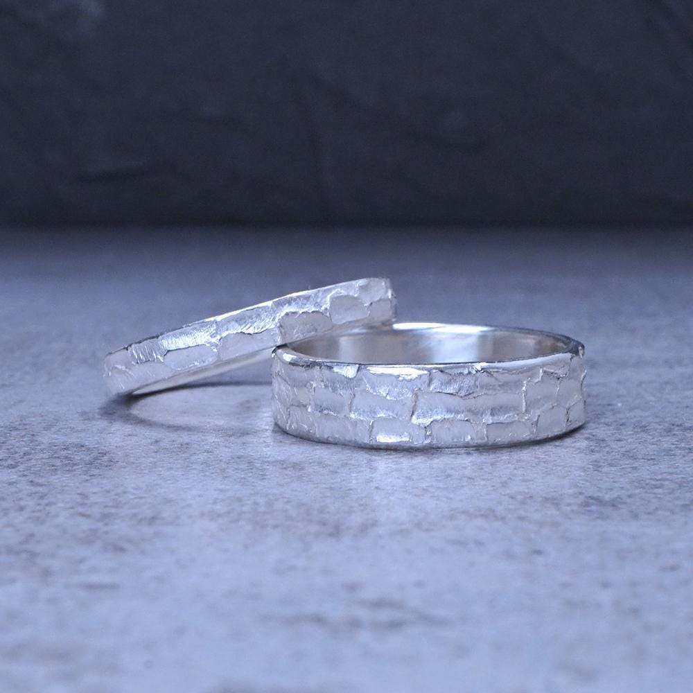 Impressionism Couple Rings — Light & texture