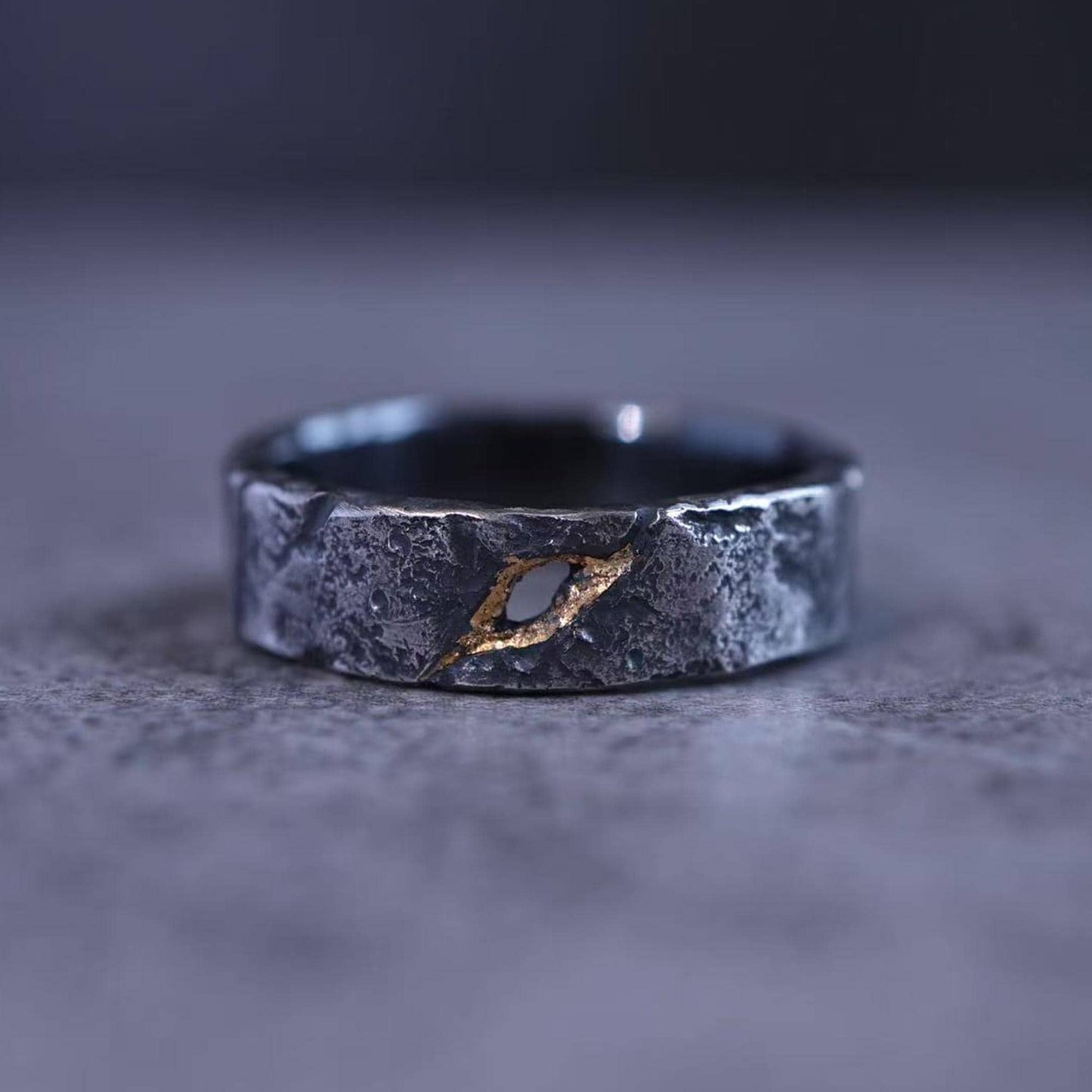 Silent Gaze Ring — Seen Deeply