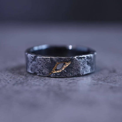 Silent Gaze Ring — Seen Deeply