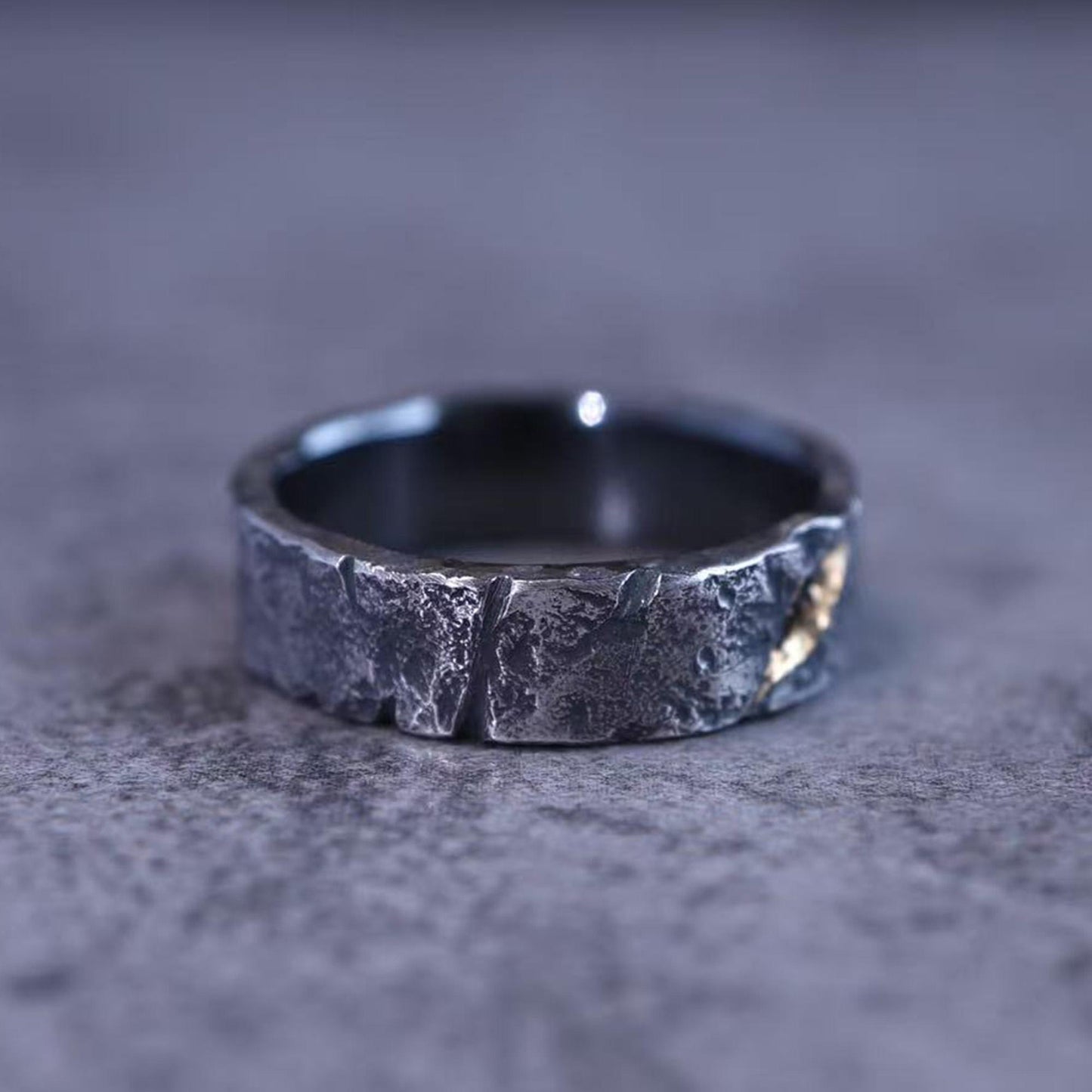 Silent Gaze Ring — Seen Deeply