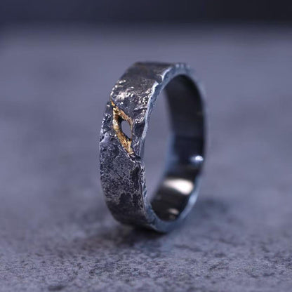 Silent Gaze Ring — Seen Deeply